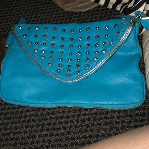 Blue clutch